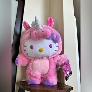 Hello Kitty Halloween Greeter in Pink Unicorn costume